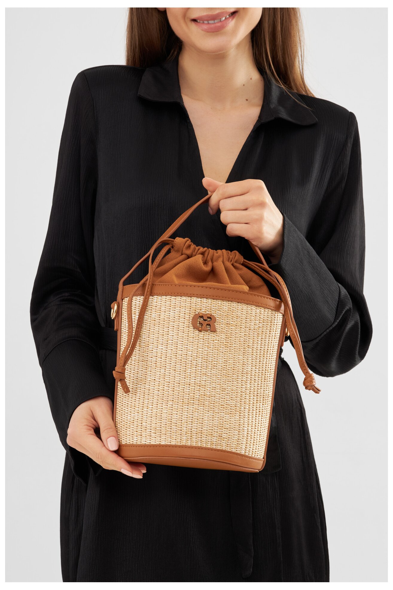 Kézitáska Gino Rossi TYLO 2 CAMEL