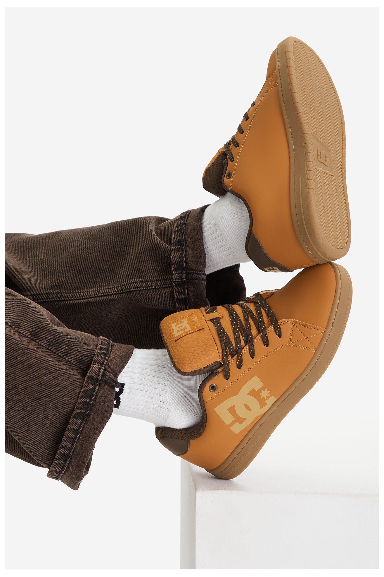 Кросівки спортивні DC Shoes CEO-GAVELER WNT DC03268210 КОРИЧНЕВИЙ