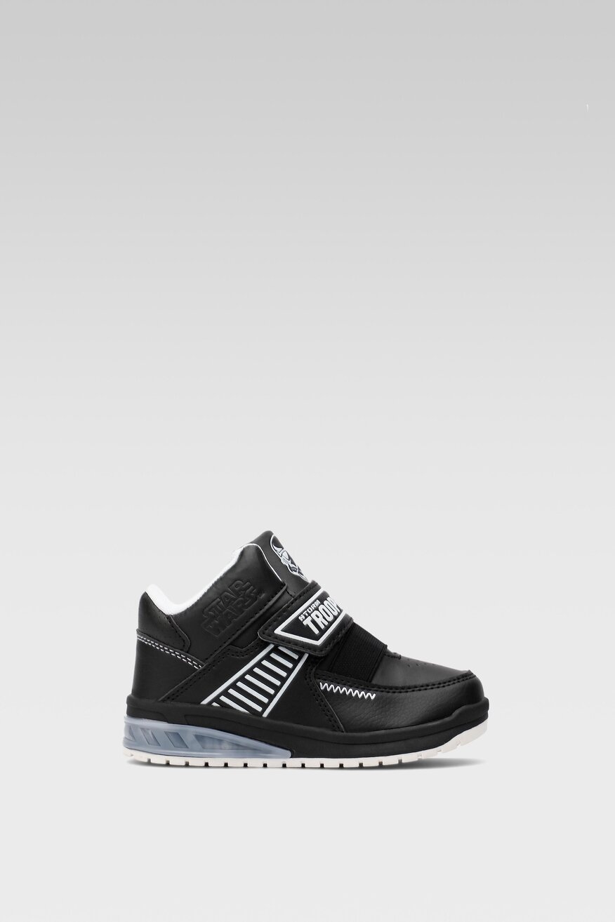 
                Sportcipő Star Wars FEKETE - 5904248948993