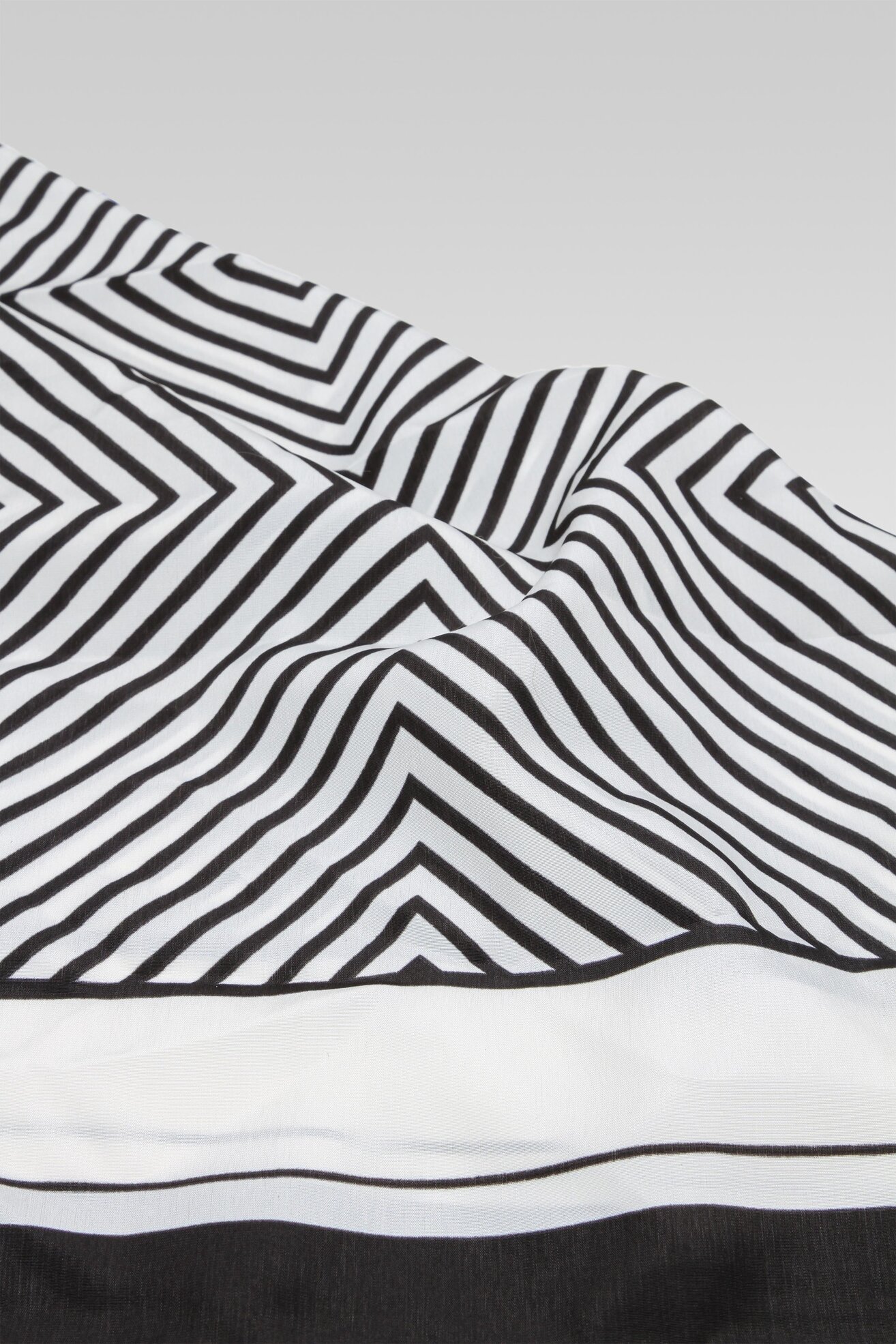 Хустка Жіноча Jenny Fairy 4W4-002-SS23 ЧОРНИЙ