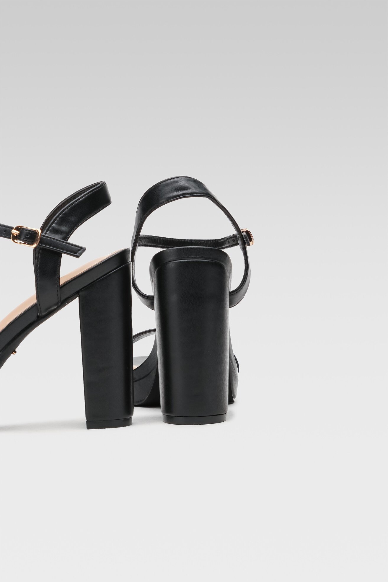 Sandały DeeZee KL-F3613-2 Czarny