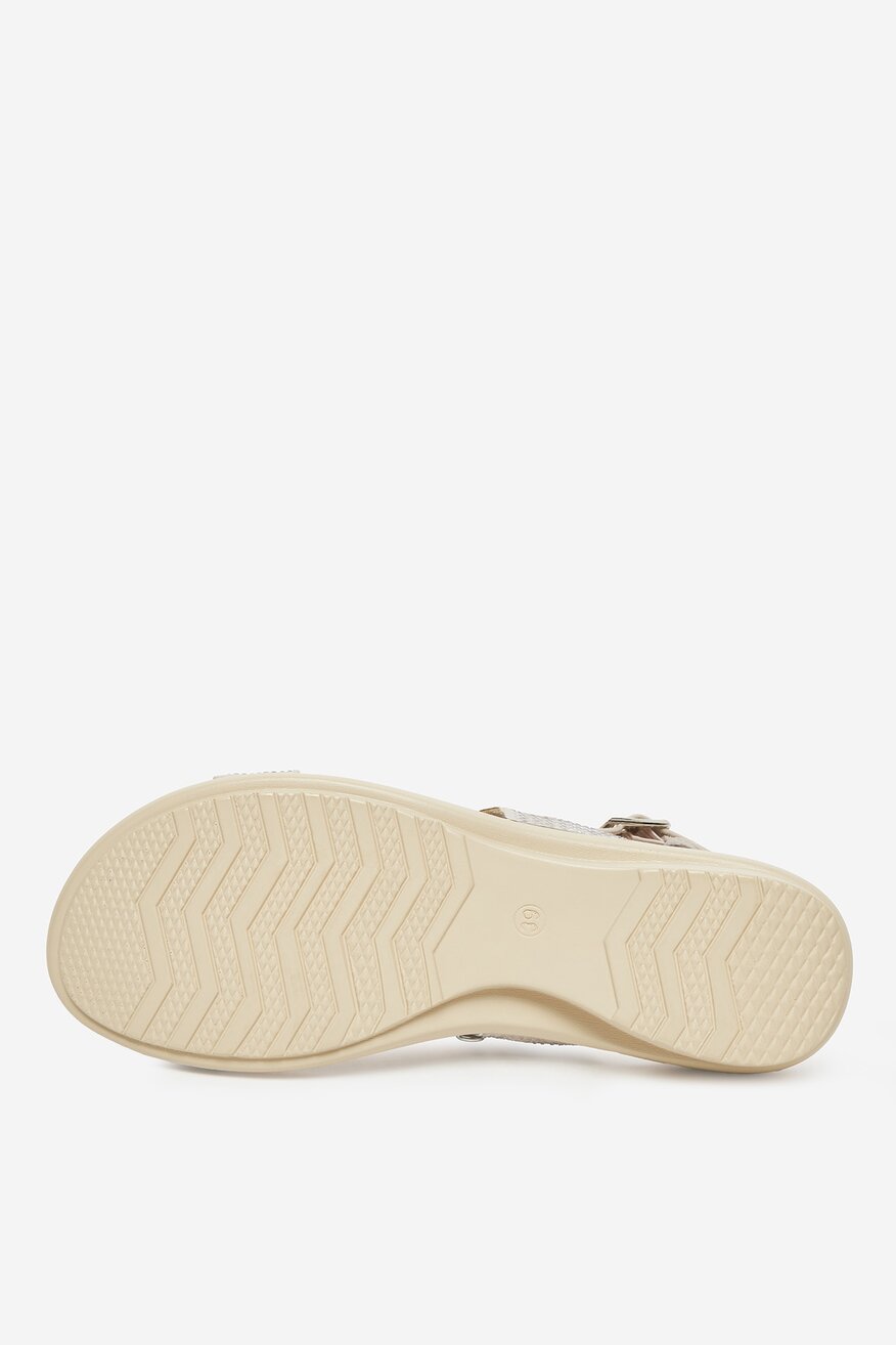 
                Clara Barson - Sandały - 5904862999487