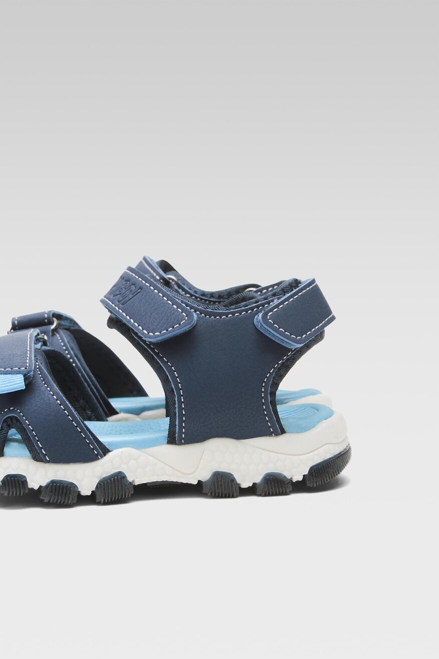 
                Action Boy - Sandały granatowe - 5904862825397