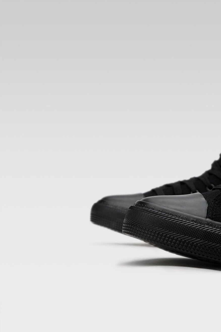 
                Big Star - Trampki czarne sznurowane - 5904248205935