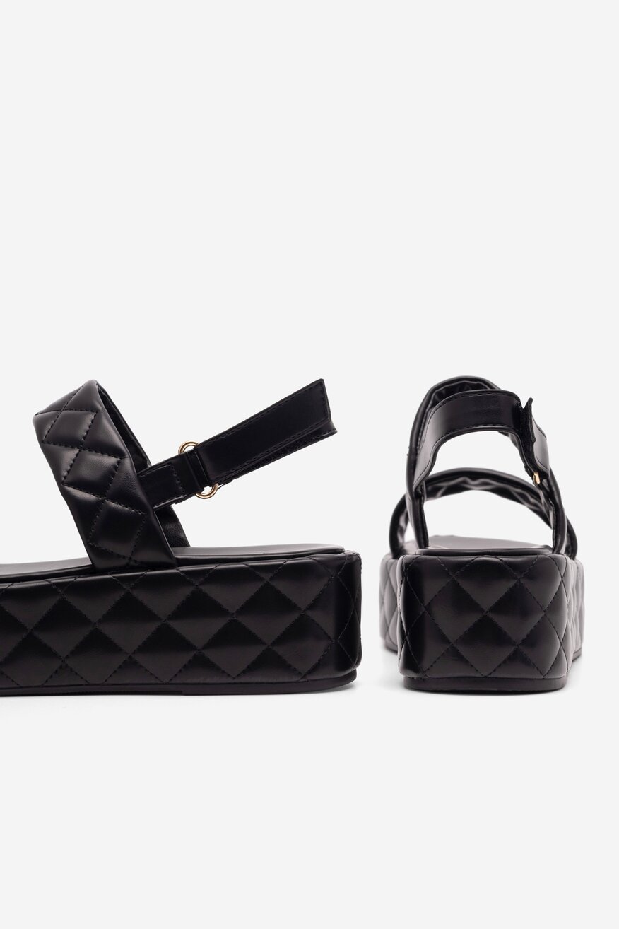 Сандали DeeZee ЧЕРЕН - 5904862695396