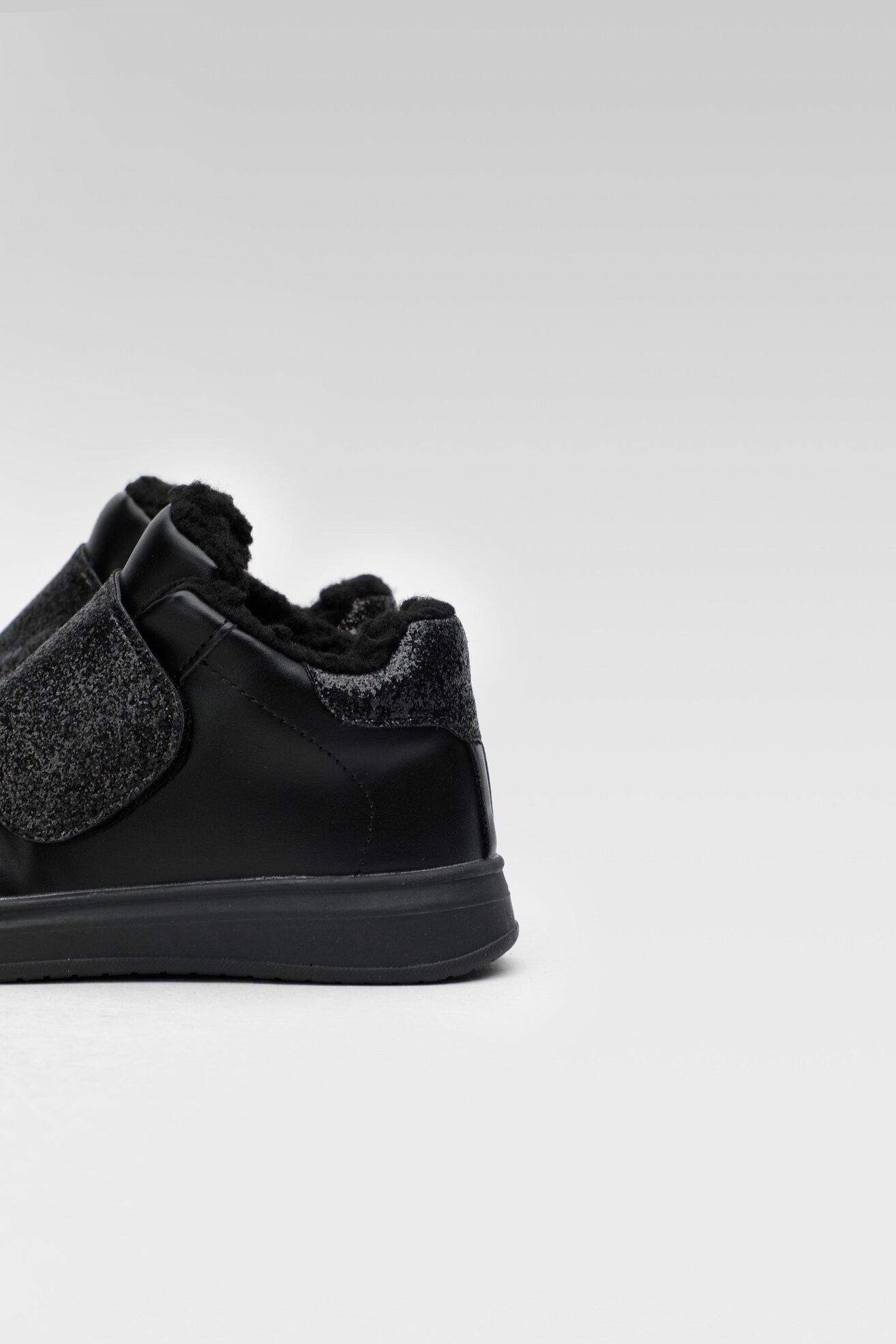 Bocanci Nelli Blu CM211220-52 NEGRU