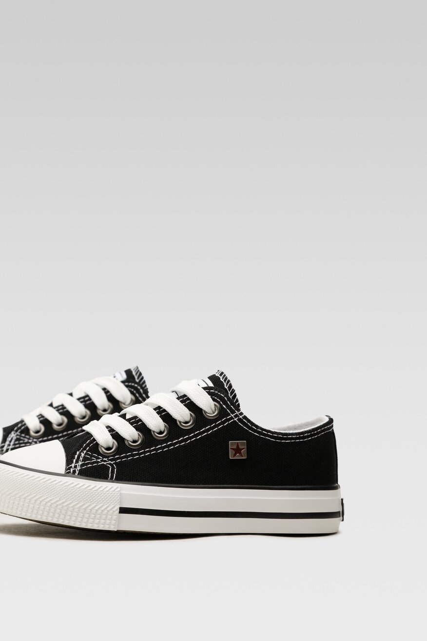 
                Big Star - Trampki czarne sznurowane - 5904248202194