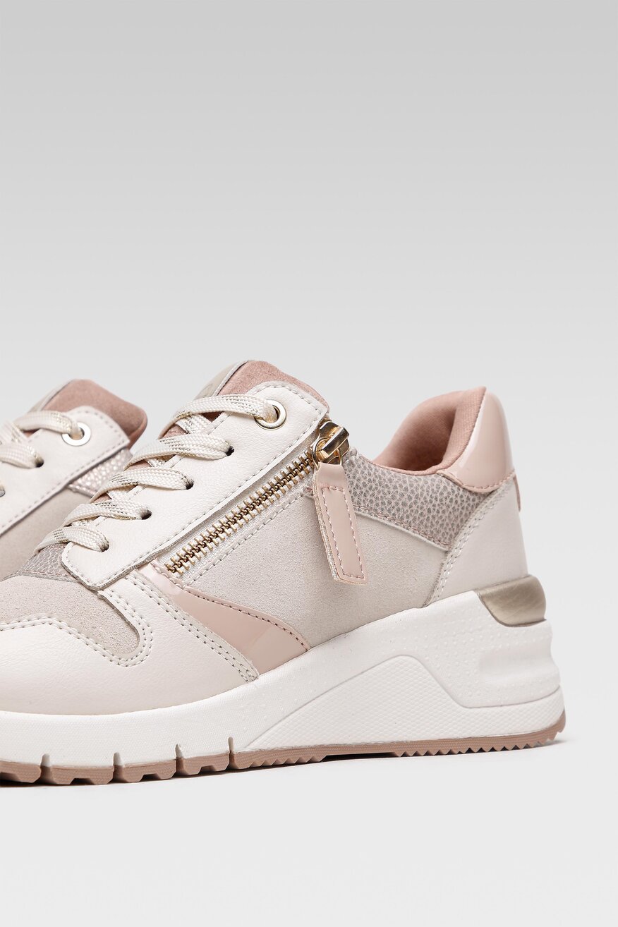 
                Tamaris - Sneakersy zamszowe - 5903698968827