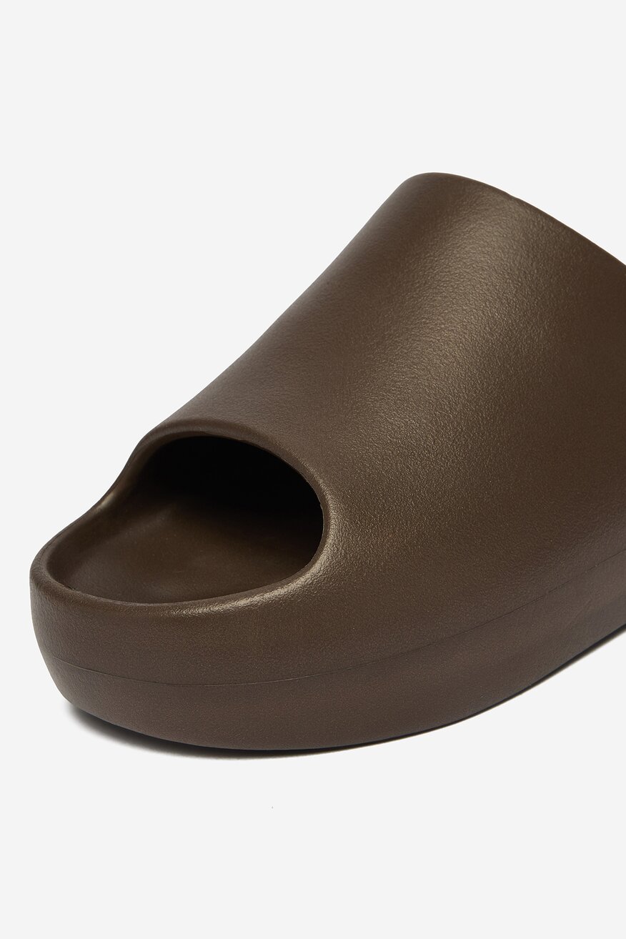 
                Шльопанець для басейну HUNTER КОРИЧНЕВИЙ - 5907964000976