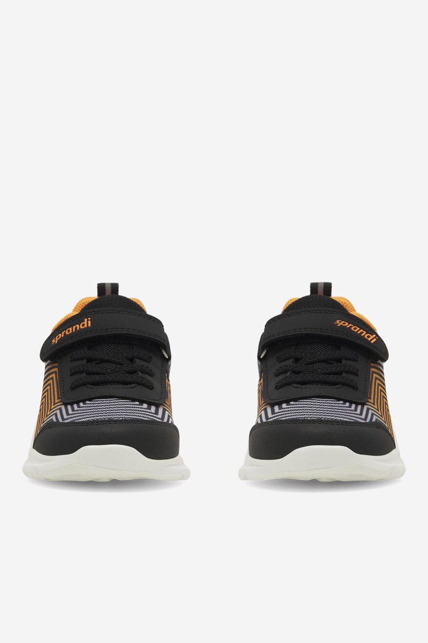 
                Спортни обувки Sprandi ЧЕРЕН - 5905588354703