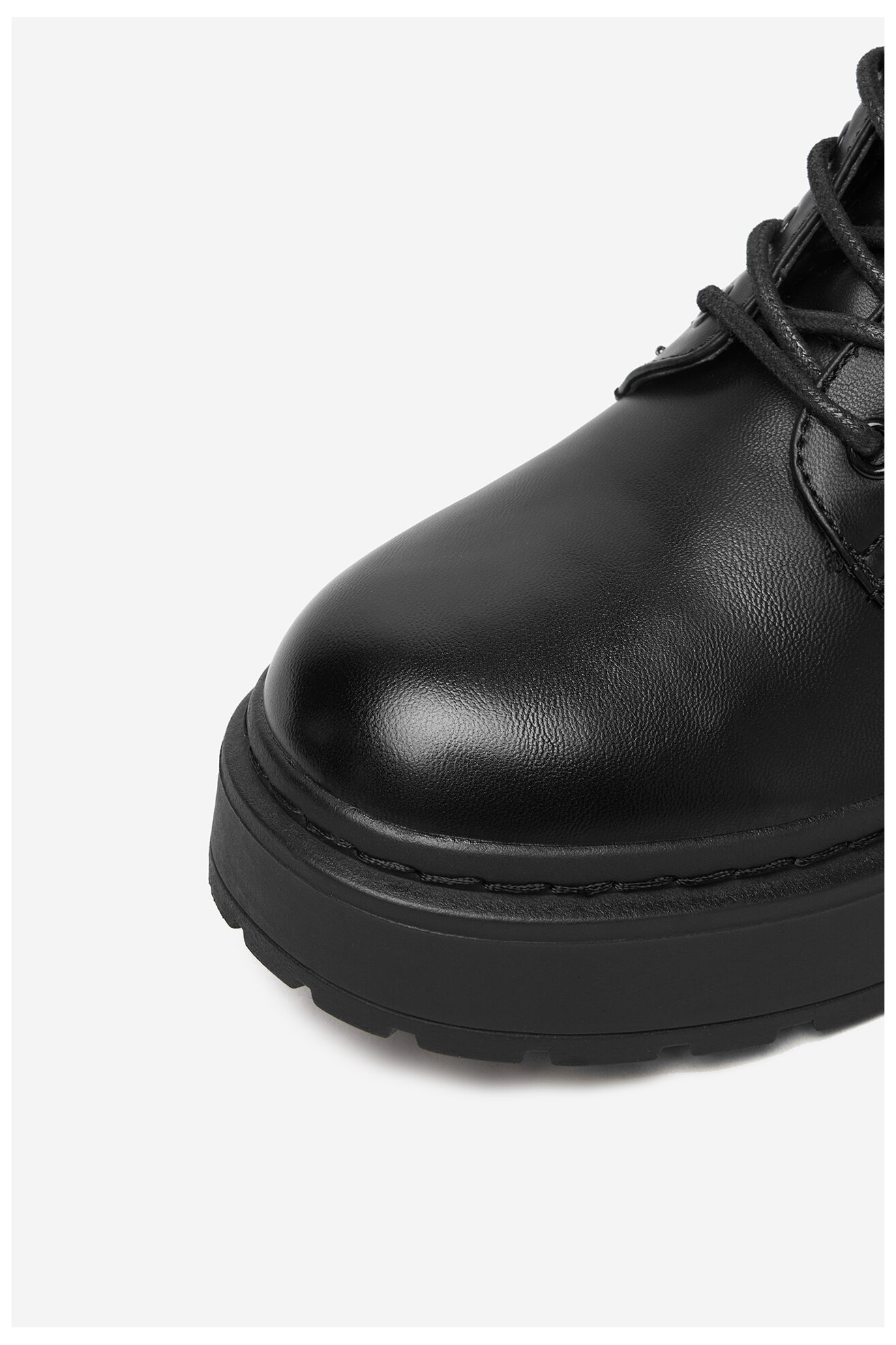 Trzewiki DeeZee 13122 1 Czarny