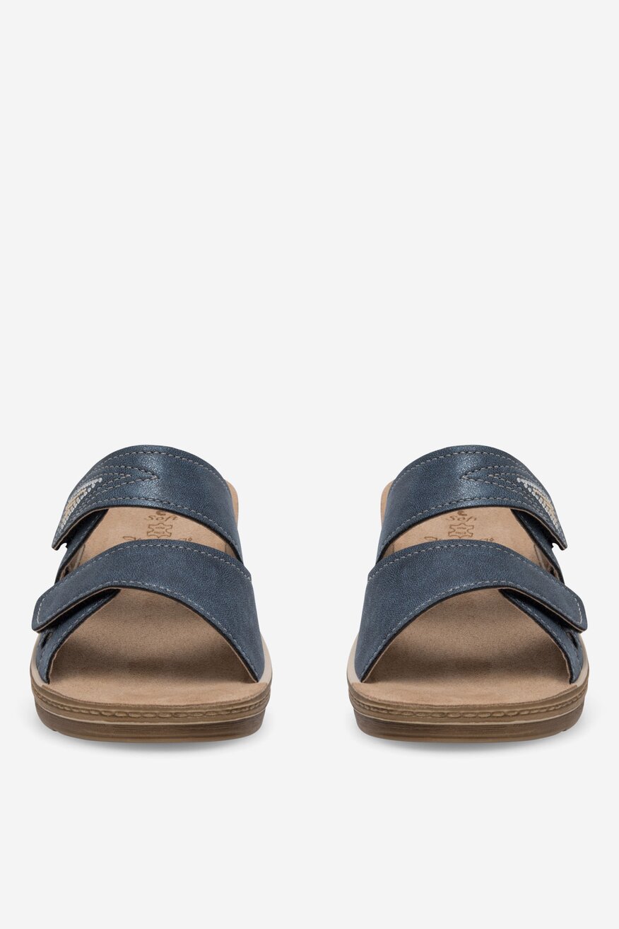 
                Inblu - Klapki na koturnie - 5905588535089