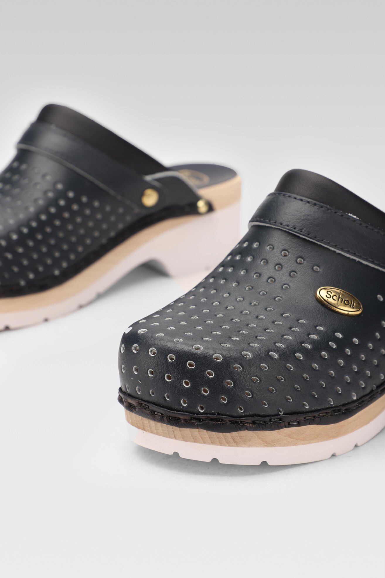 Klapki Scholl F20176 CLOG 1040 Granatowy