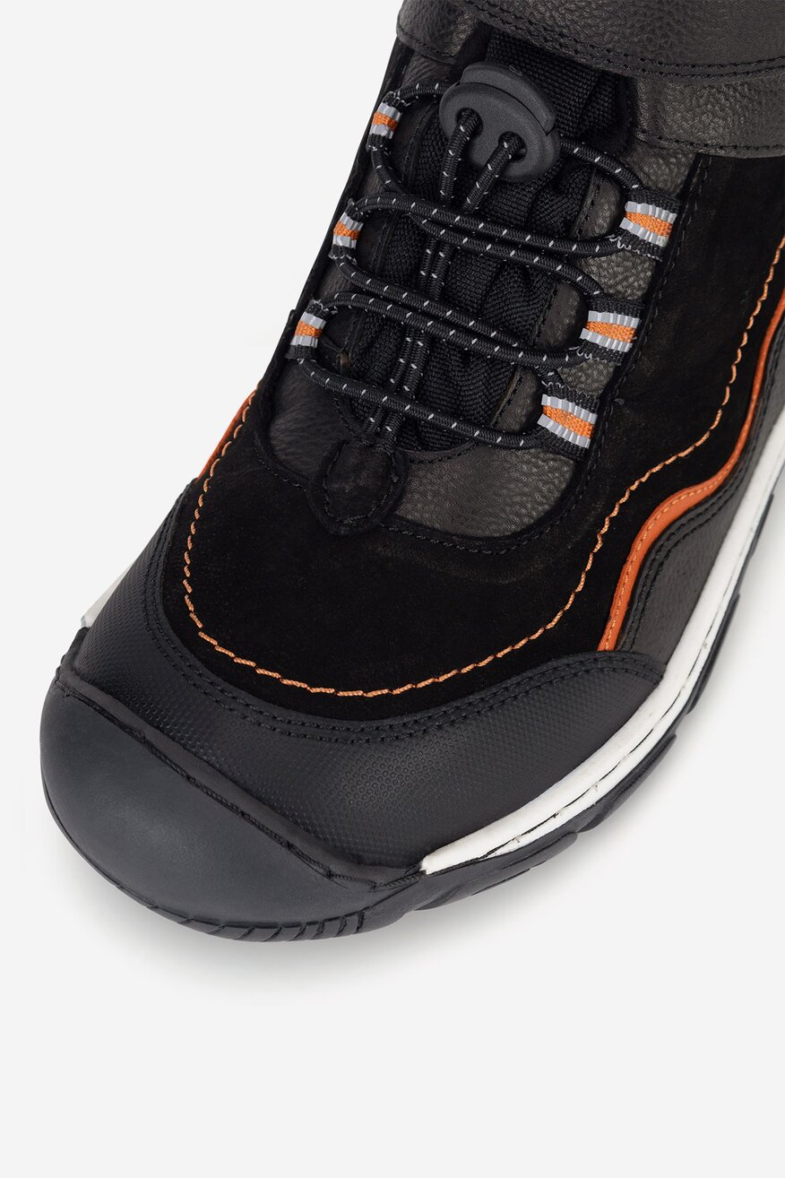 
                Šněrovací vyšší obuv Lasocki Young ČERNÁ - 5905588907121