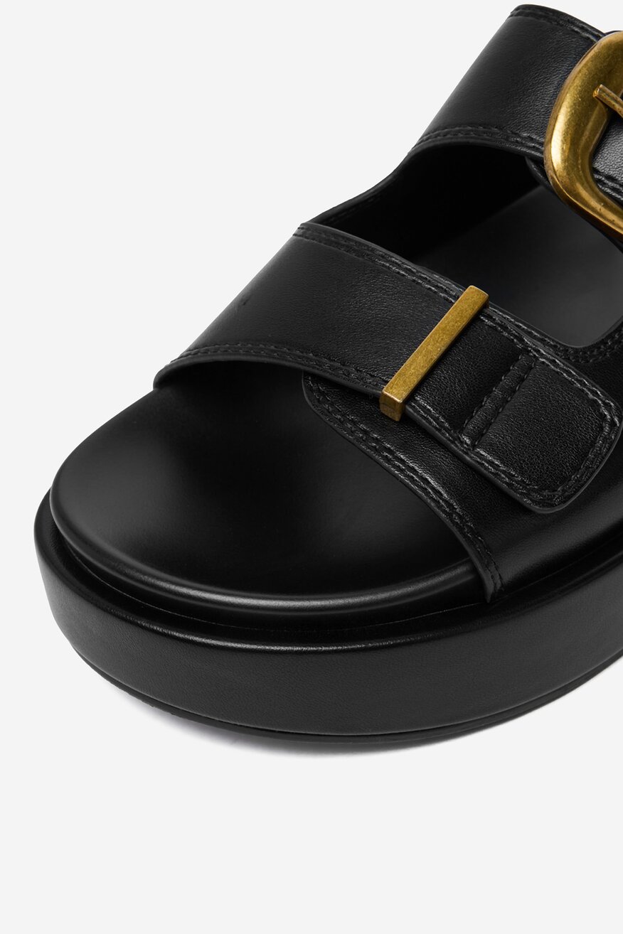 
                Шльопанець DeeZee ЧОРНИЙ - 5906751847565