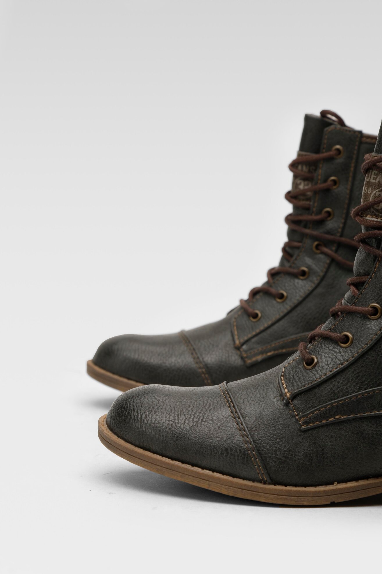 Trzewiki Mustang 1157-508 Szary