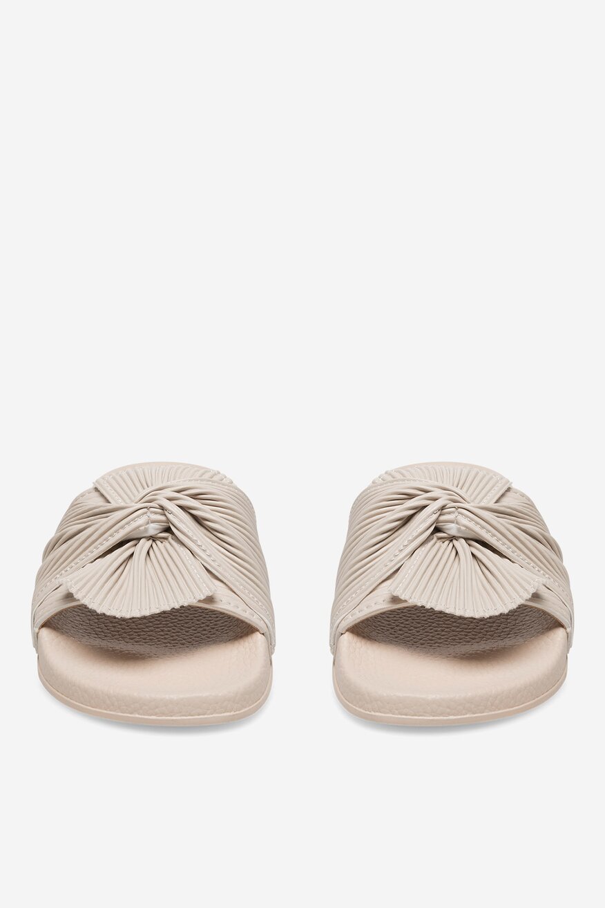 
                Шльопанець для басейну Jenny Fairy БЕЖЕВИЙ - 5905588638025