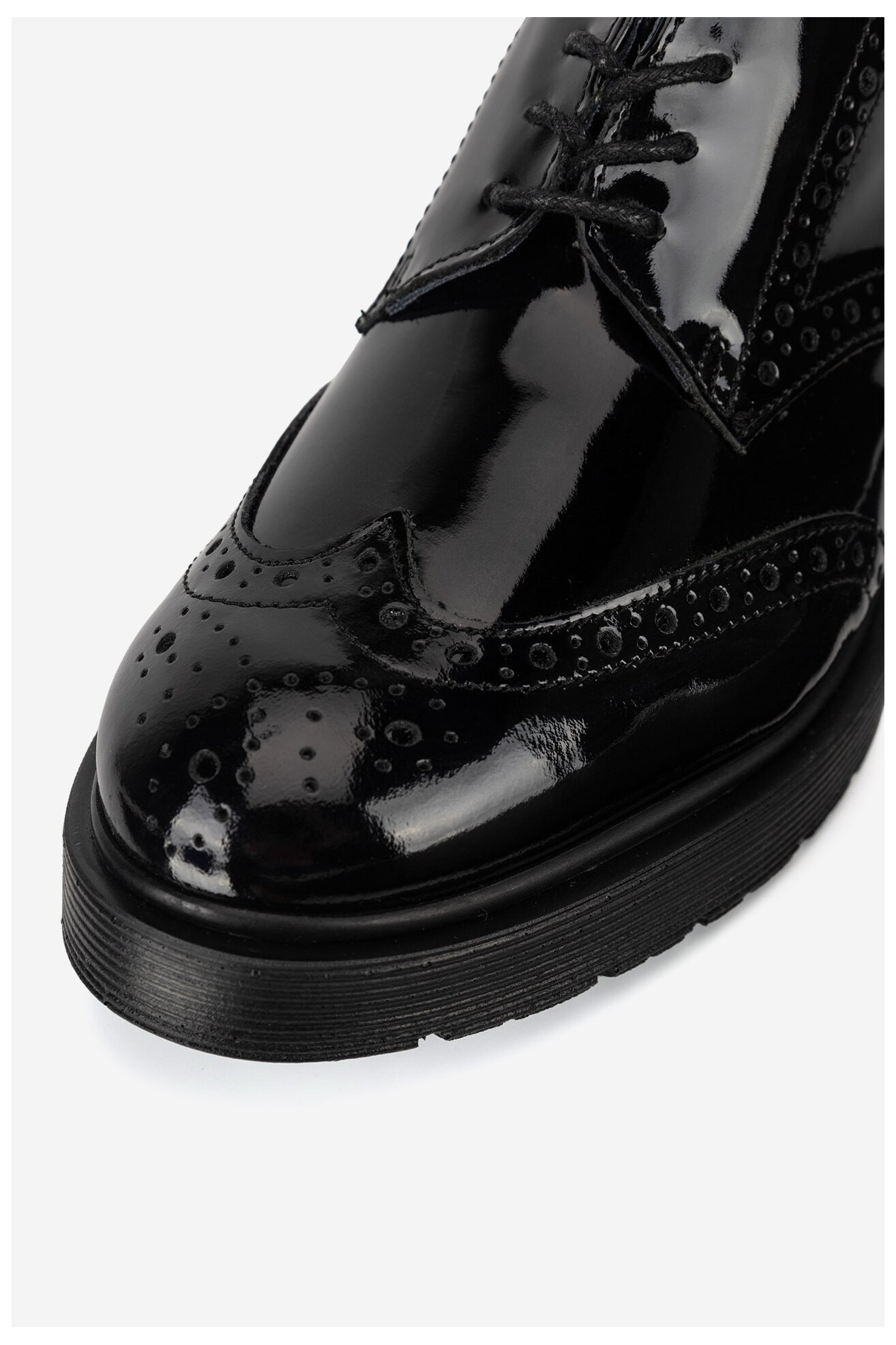 Półbuty Gino Rossi BELLA-124-25900W Czarny