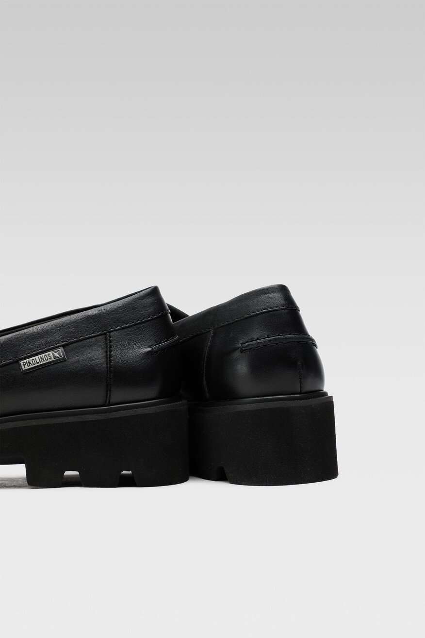 
                Pikolinos - Mokasyny skórzane - 5904862142173