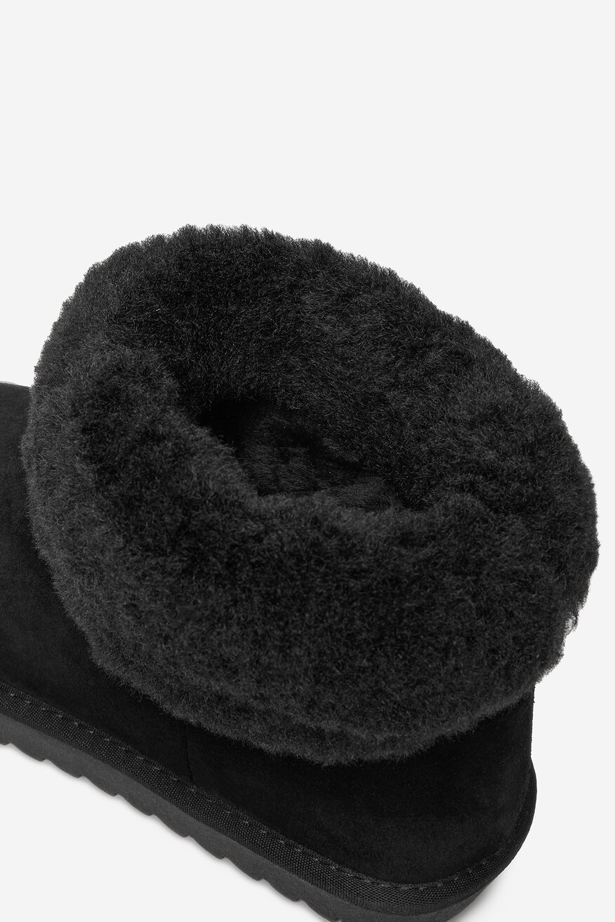 
                Bokacsizma DeeZee FEKETE - 5904410748963