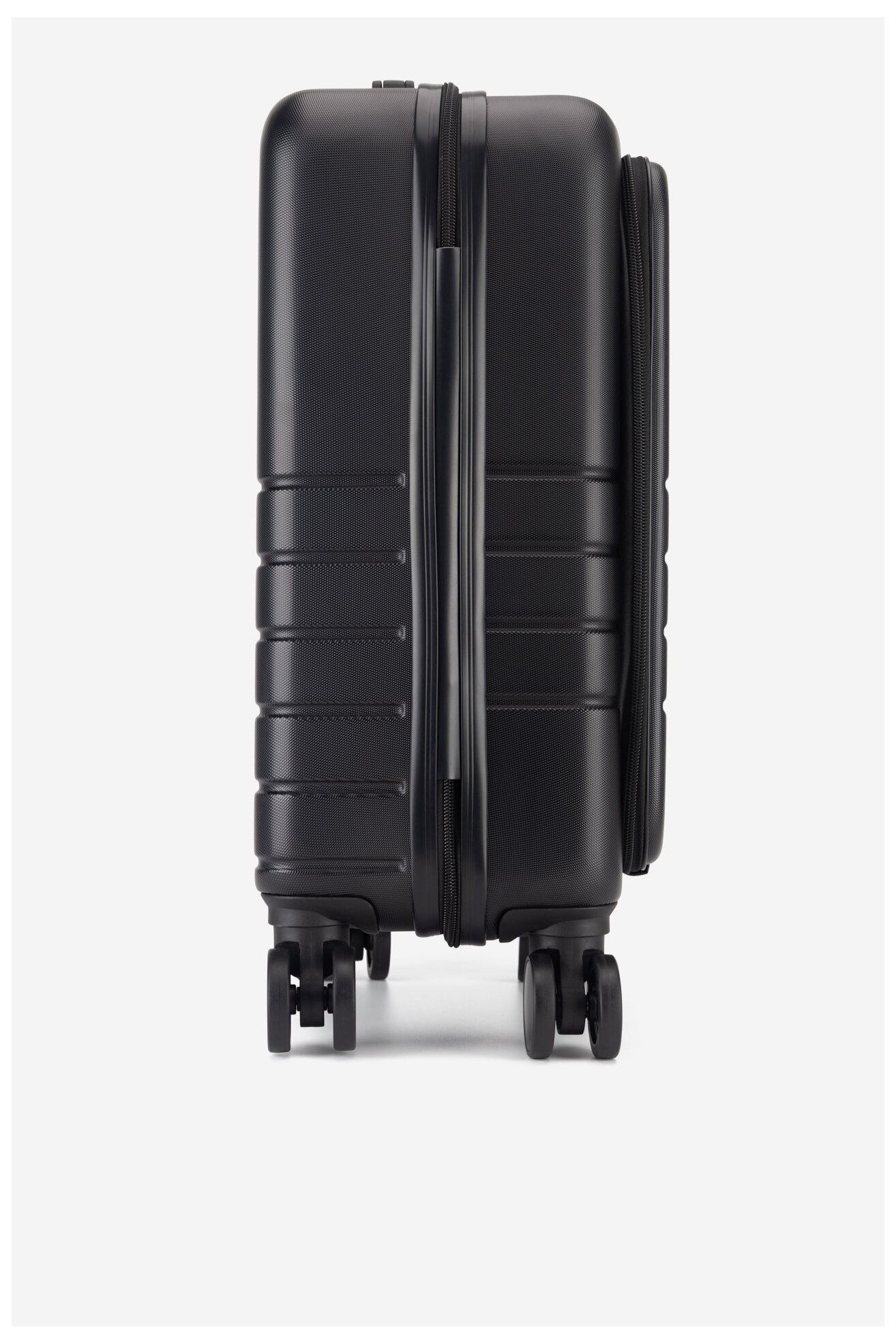 Walizka Reebok RBK-WAL-020-CCC-S Czarny