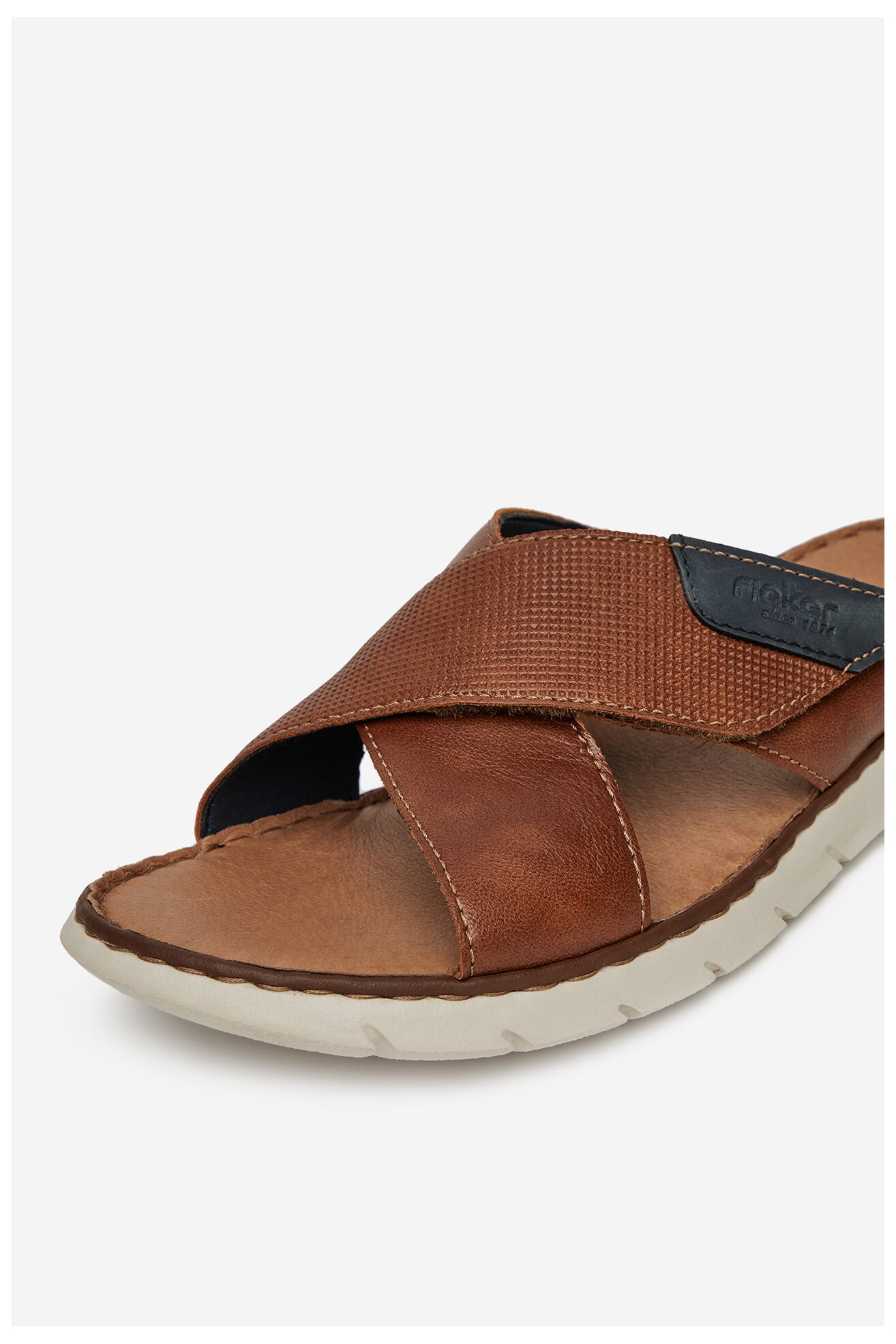 Klapki Rieker 25283-22 Brązowy