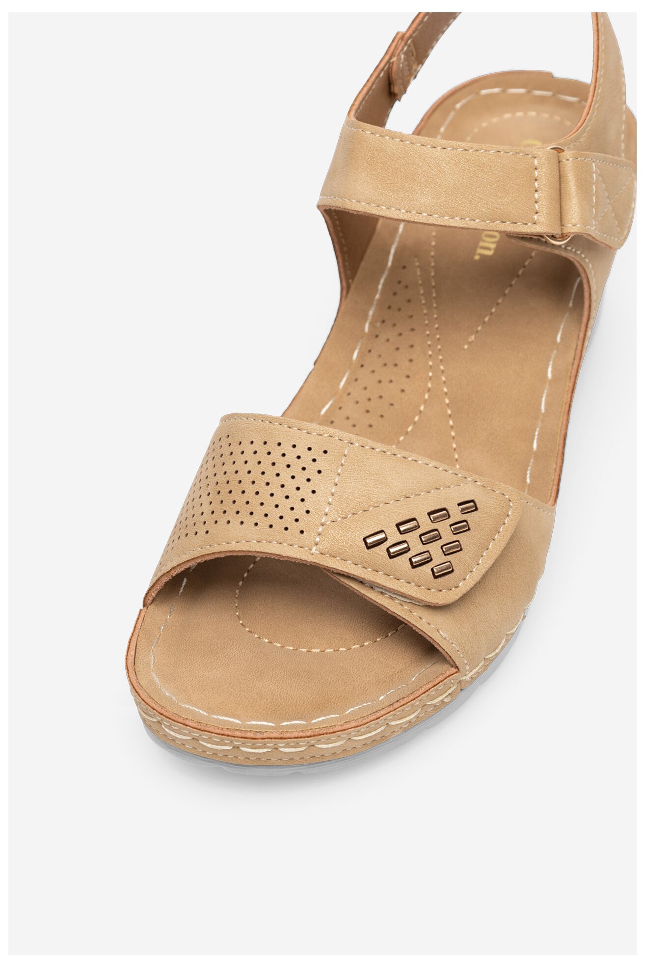 Sandały Clara Barson WYL0510-23 Beżowy