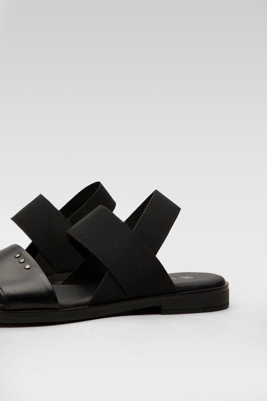 
                Сандалі Lasocki ЧОРНИЙ - 5904248414917