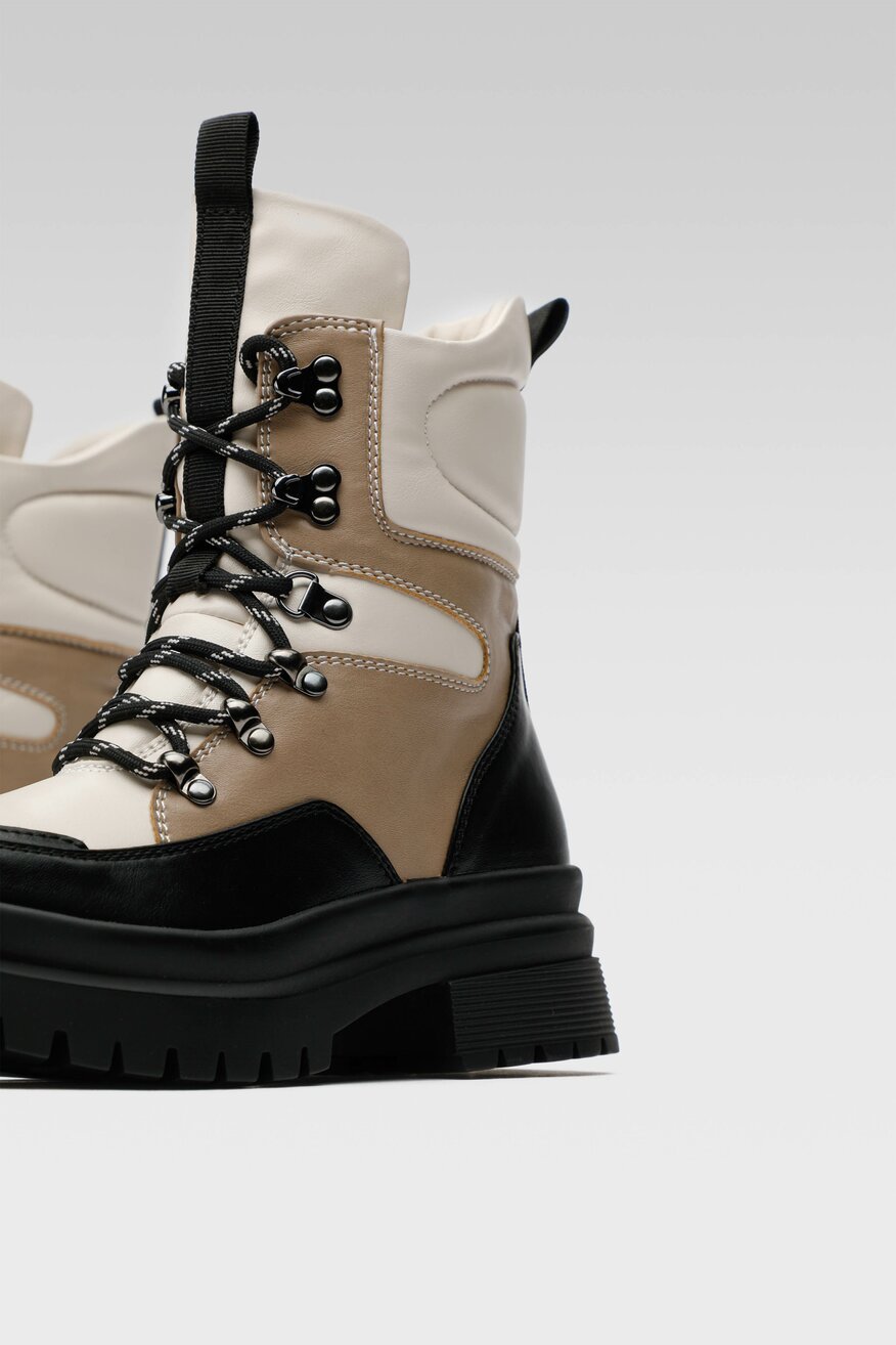 
                DeeZee - Trzewiki beżowe sznurowane - 5904862240091