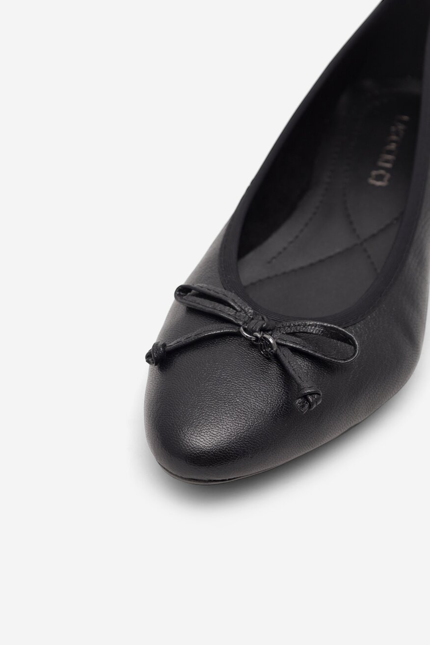 
                Балетки Lasocki ЧОРНИЙ - 5905588013945