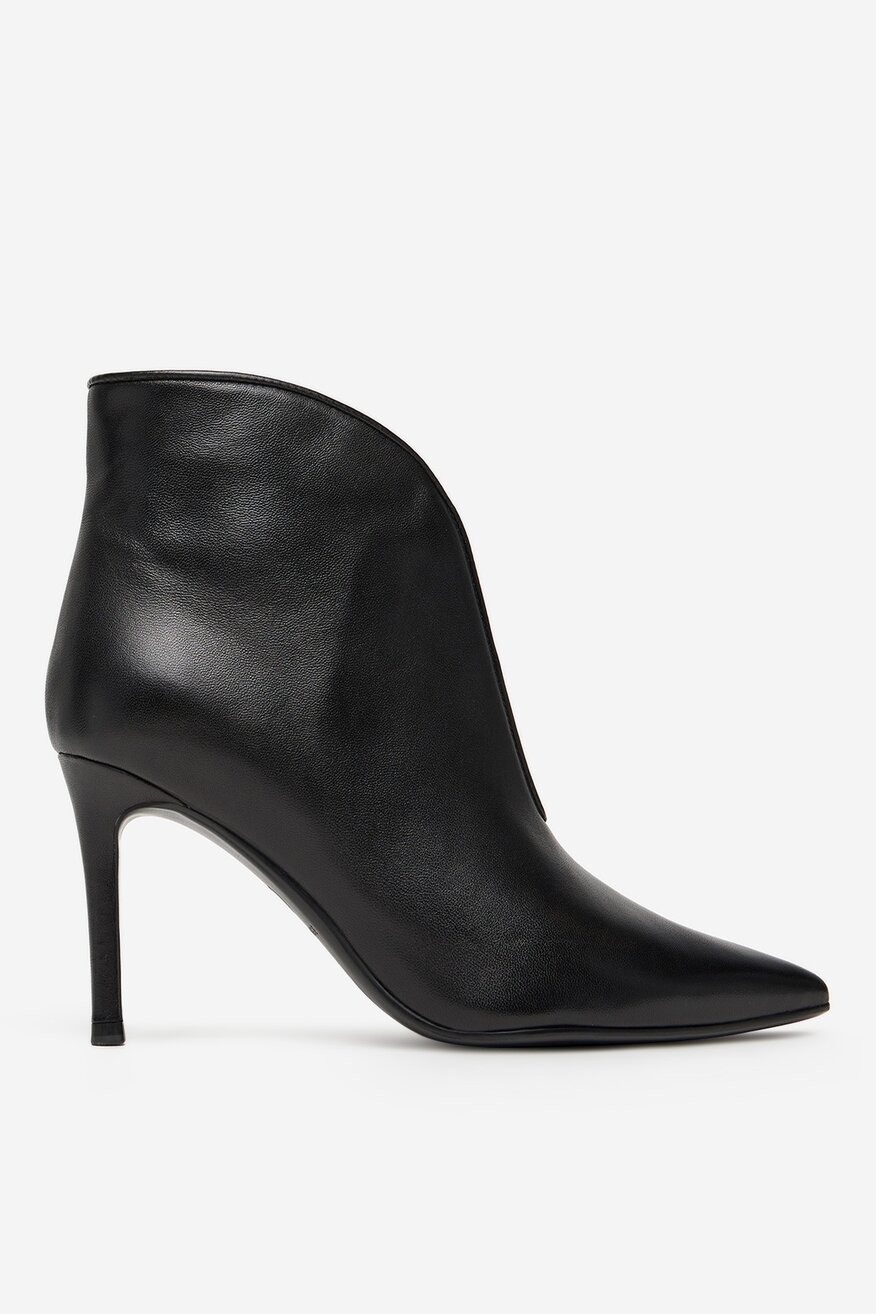 
                Bokacsizma EVA MINGE FEKETE - 5906751338506