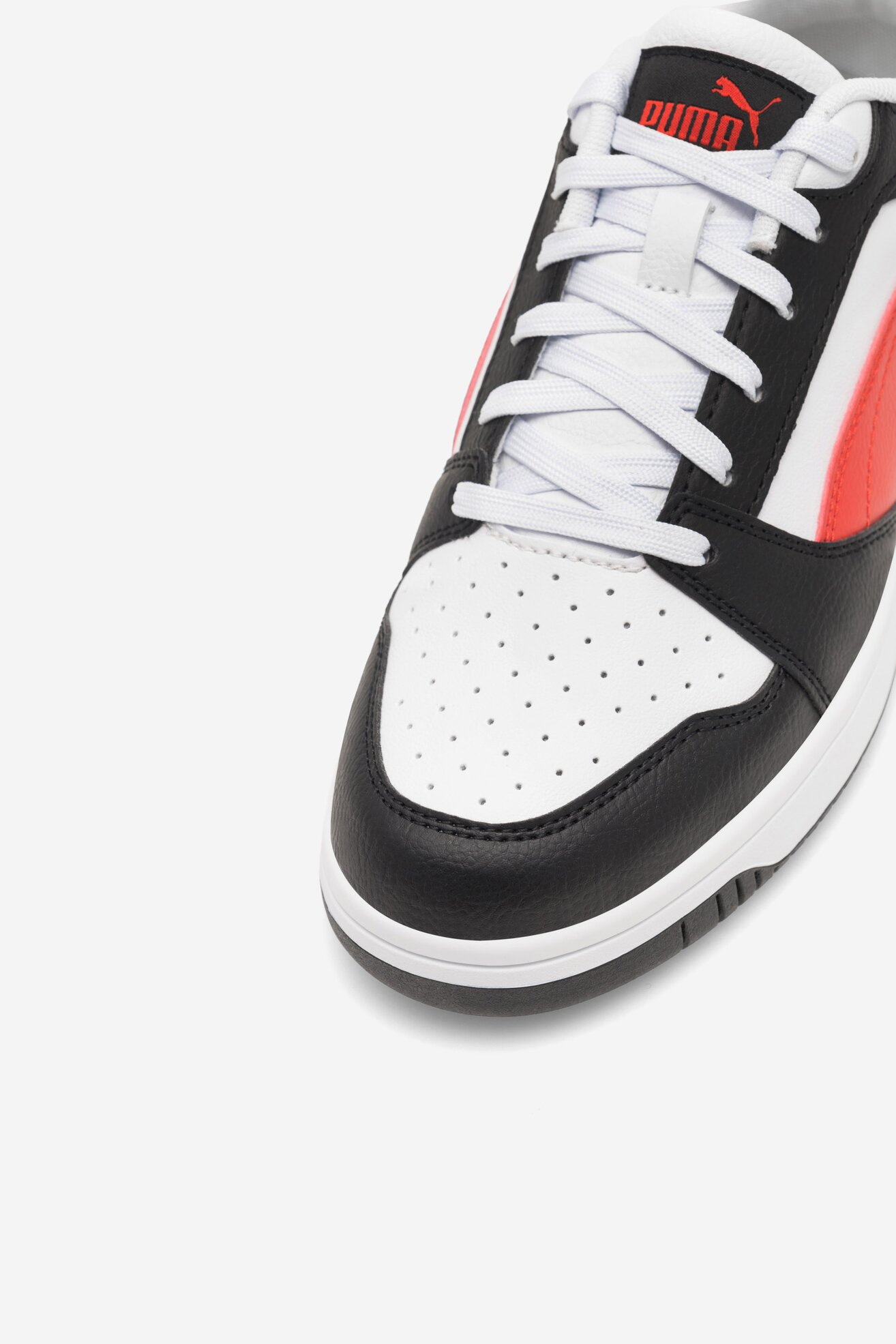 Sportcipő Puma PUMA REBOUND V6 LO JR* 39383304 FEHÉR