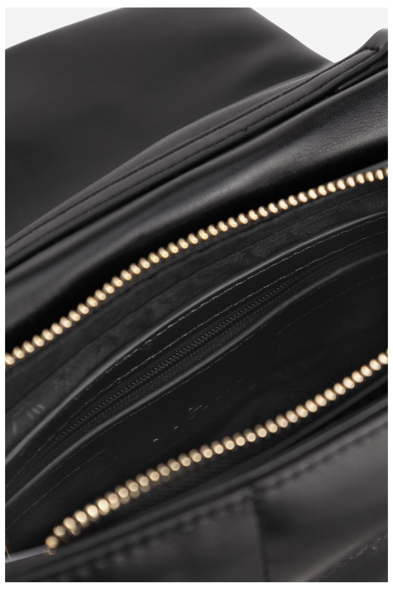 Дамска чанта Mexx MEXX-B-017-06 ЧЕРЕН