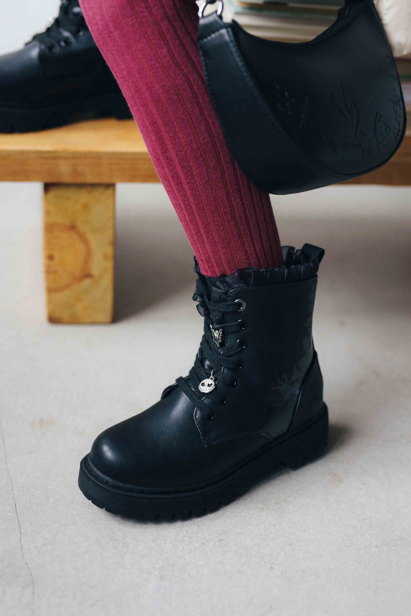 Csizma NIGHTMARE BEFORE CHRISTMAS CEO-CS-AW25-358DNBC FEKETE