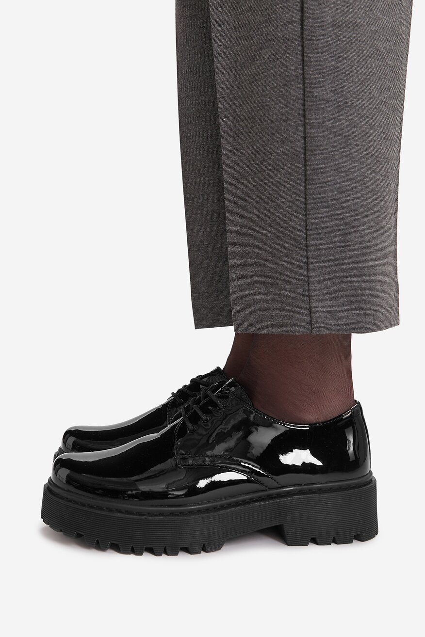 Lasocki - Półbuty lakierowane - 5906751392447