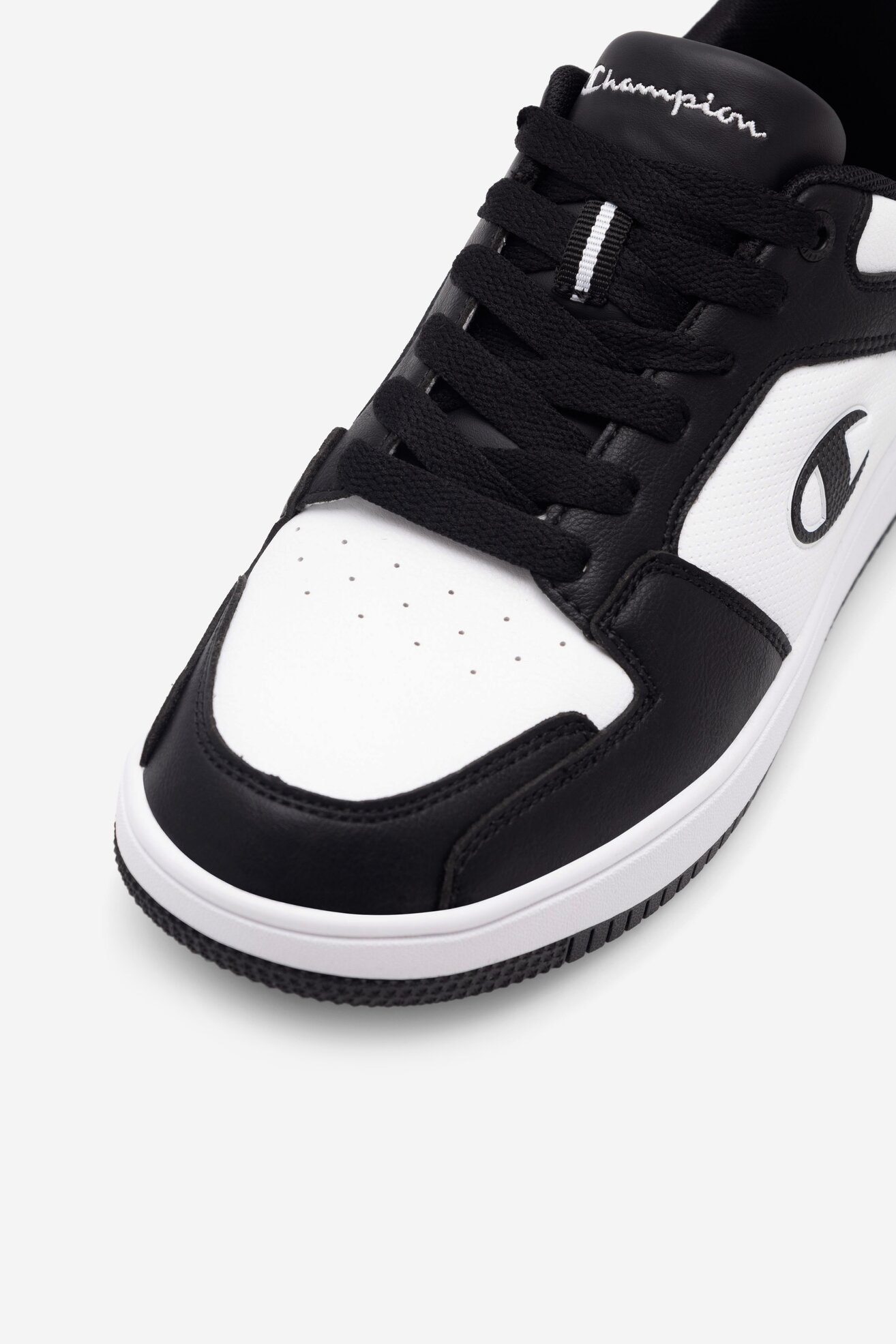 Спортни обувки Champion REBOUND 2.0 LOW S21906-WW006. ЧЕРЕН