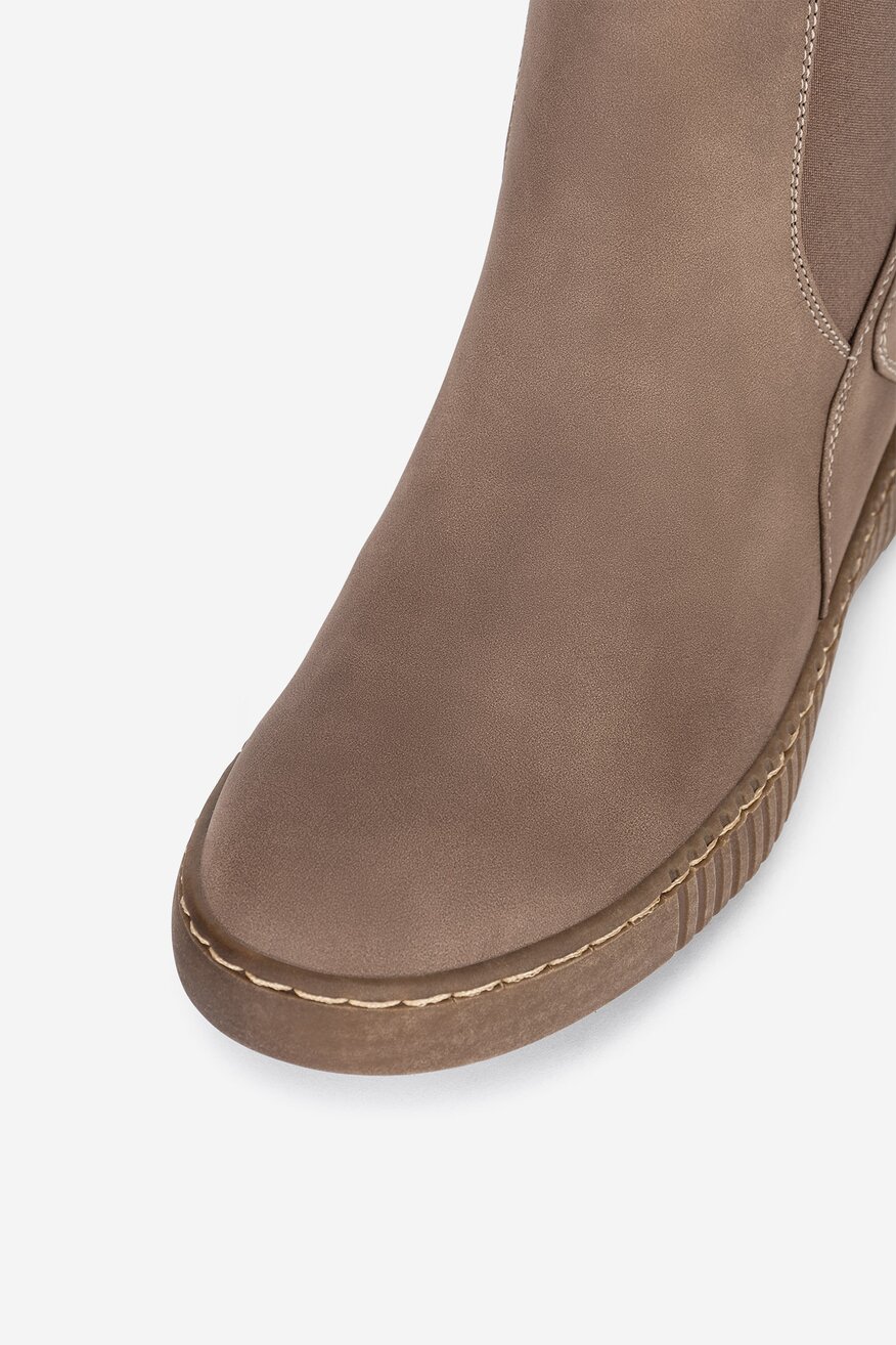 
                Bokacsizma Go Soft BÉZS - 5905588805427