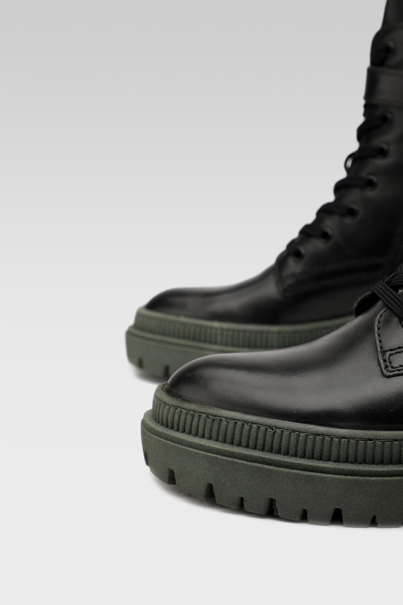 Bocanci Lasocki WI16-14097-06 VERDE