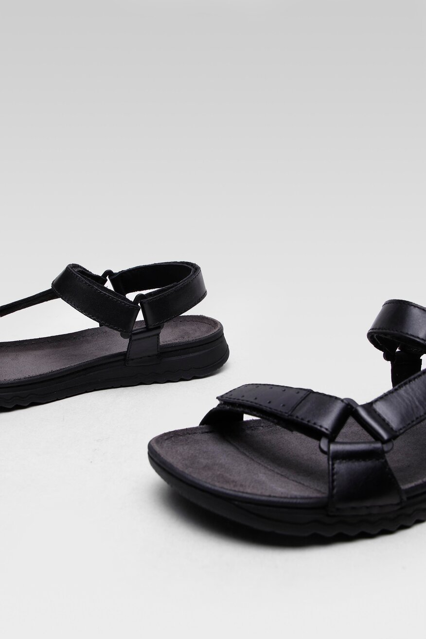 Cesare Cave - Sandały skórzane - 5904248414634