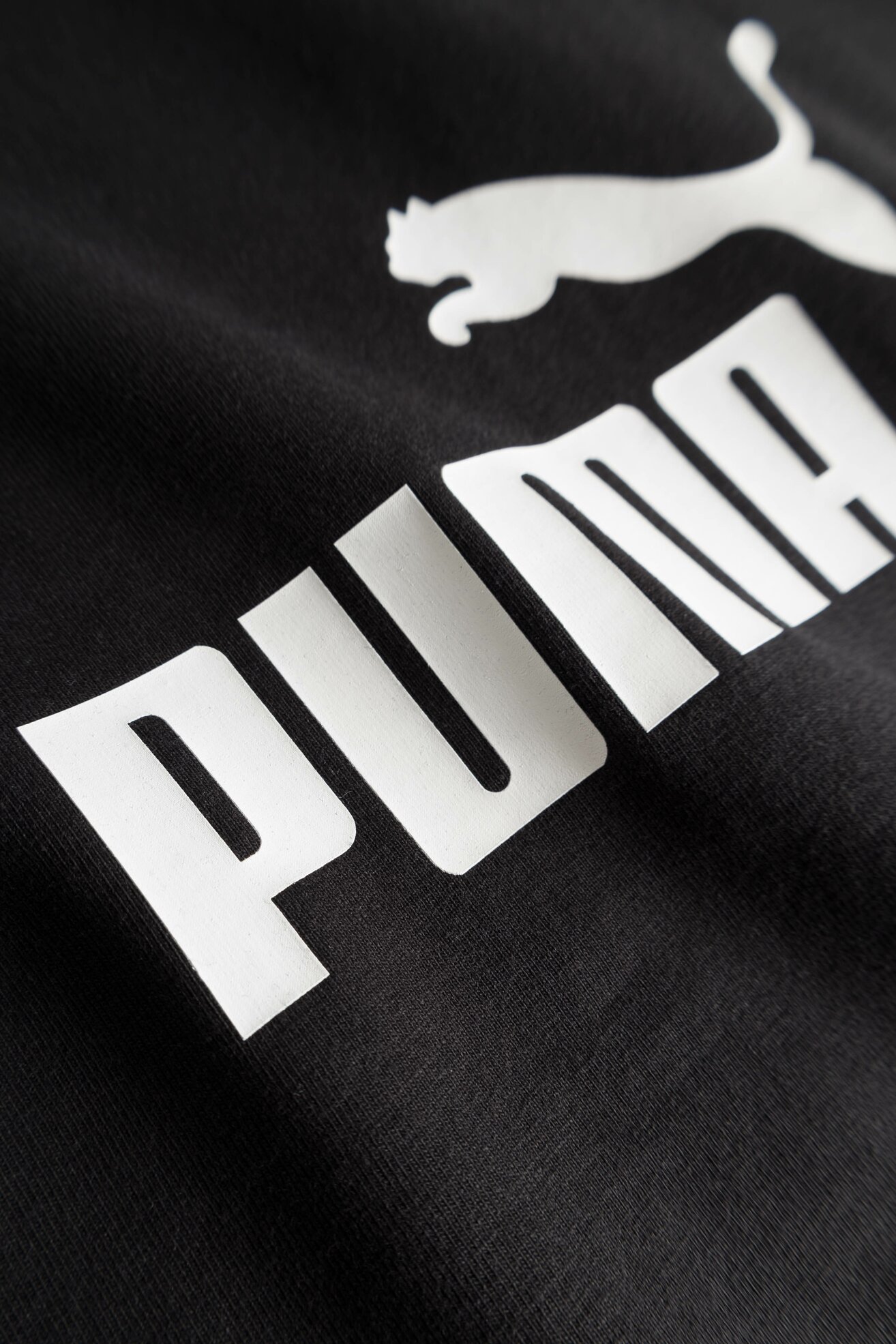 T-shirt Puma ESS SLIM LOGO TANK 67369501 Czarny
