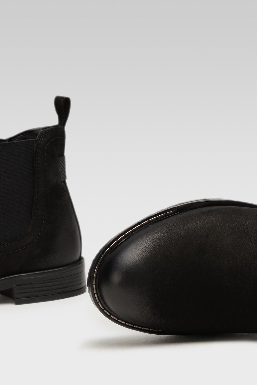 
                Lasocki - Botki skórzane z klinem - 5904862240985