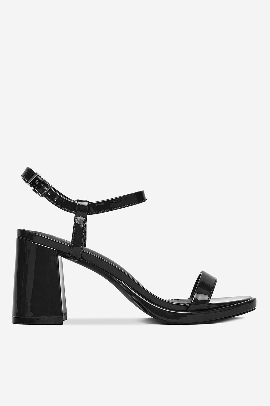 
                Сандалі Jenny ЧОРНИЙ - 5906751863473