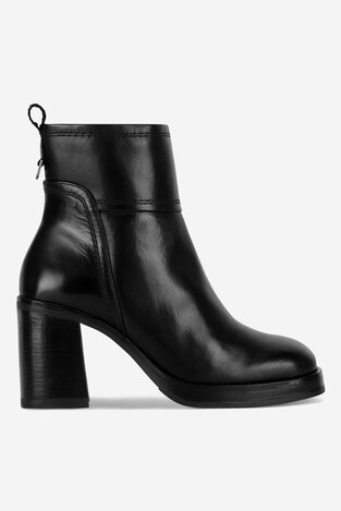Kratke čizme Lasocki RST-TOP-03 CRNA