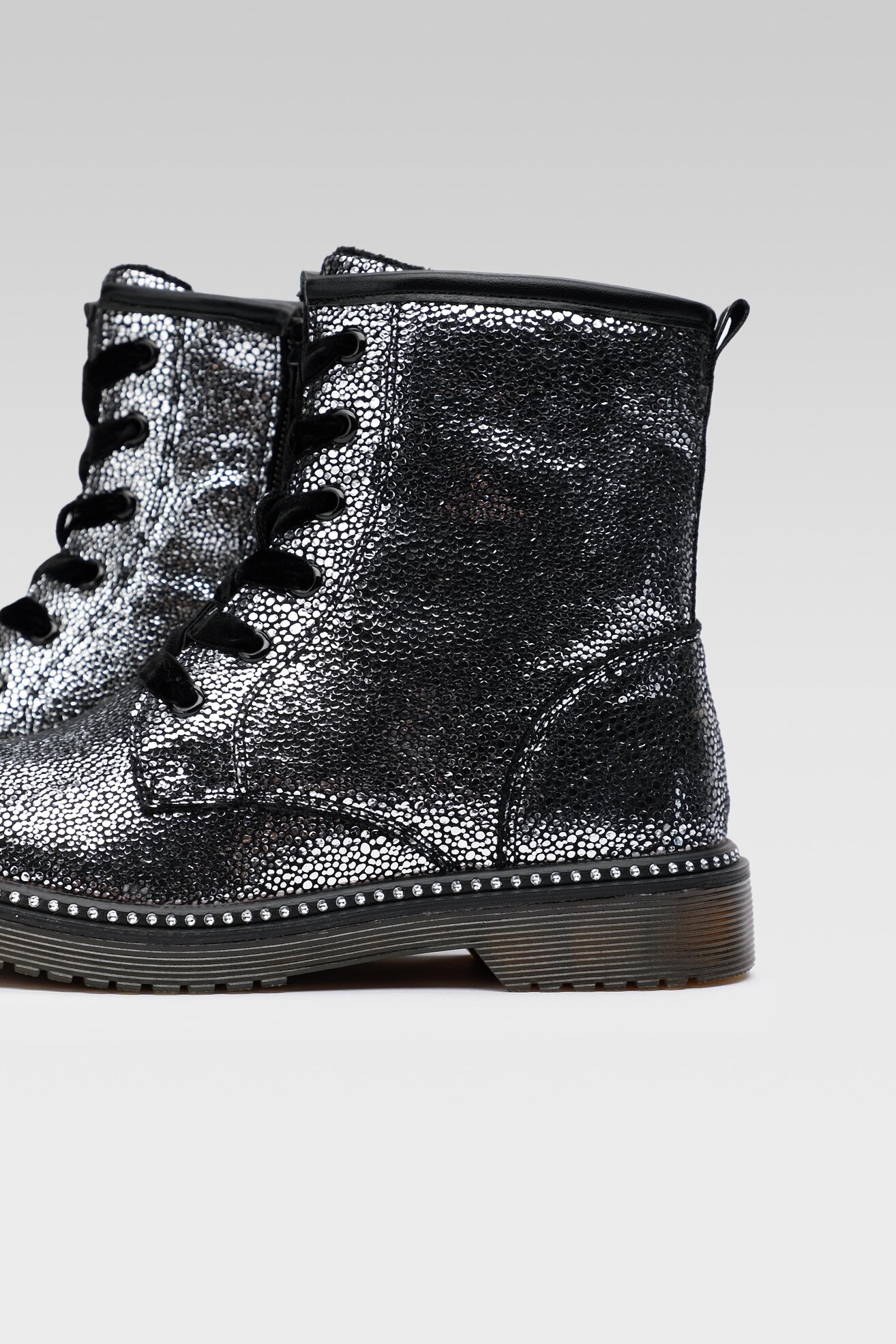 Bocanci Nelli Blu CS102607-14 NEGRU