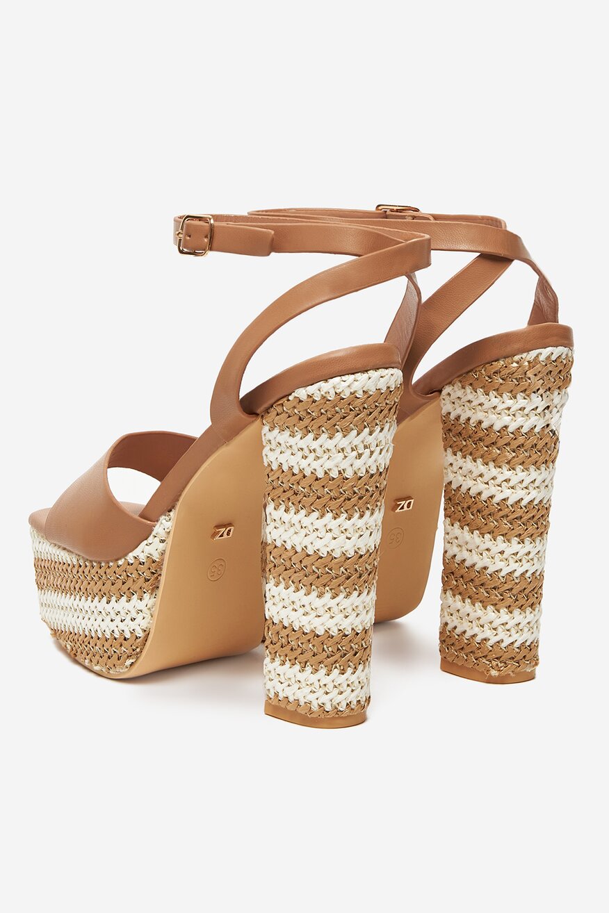 Сандали DeeZee БЕЖОВ - 5906751101926