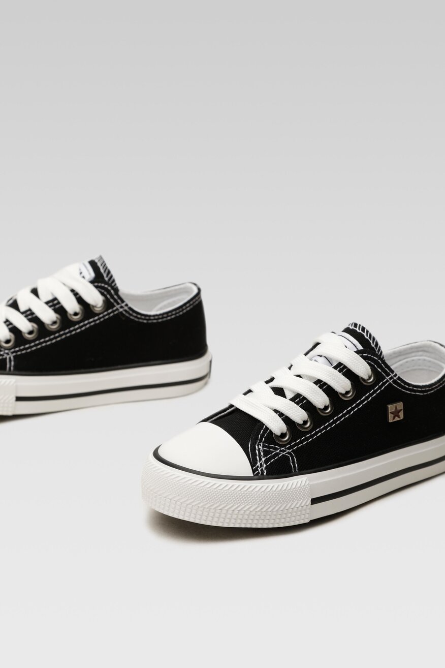 
                Big Star - Trampki czarne sznurowane - 5904248202194