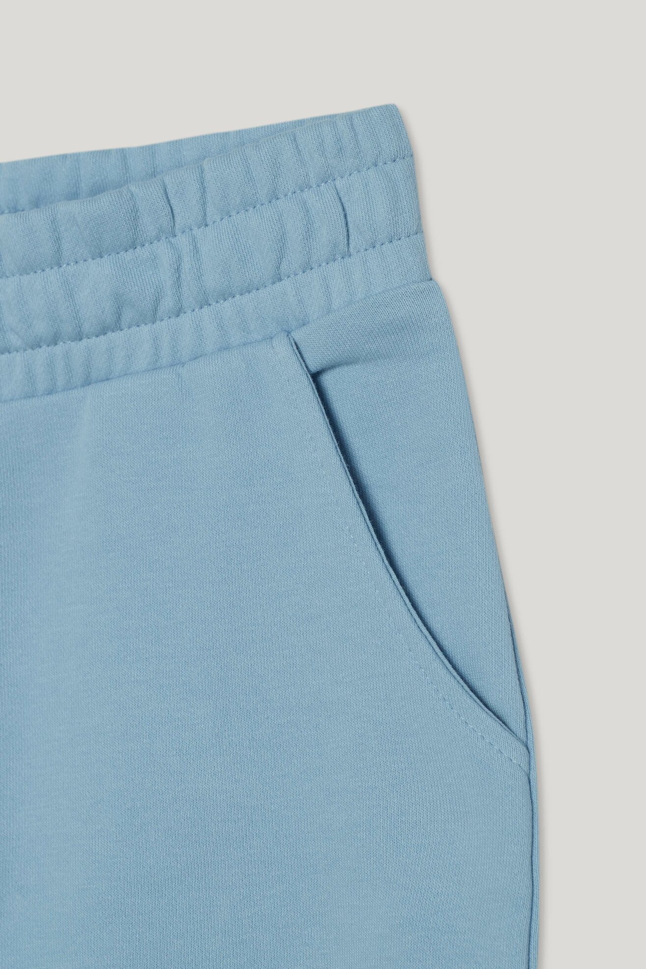 Spodenki Sprandi SS21-SHG001 Niebieski jasny