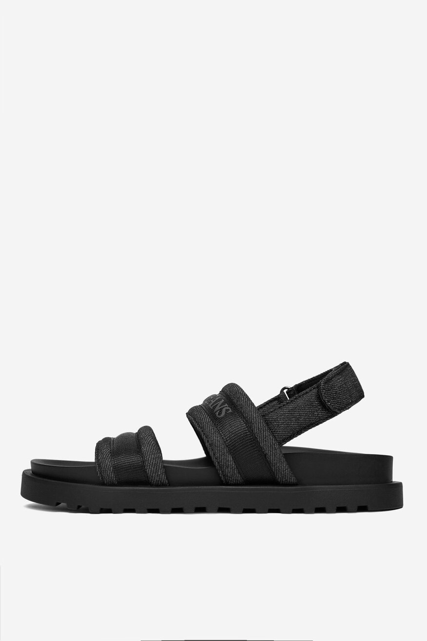 
                Сандалі GUESS JEANS ЧОРНИЙ - 5907964035213