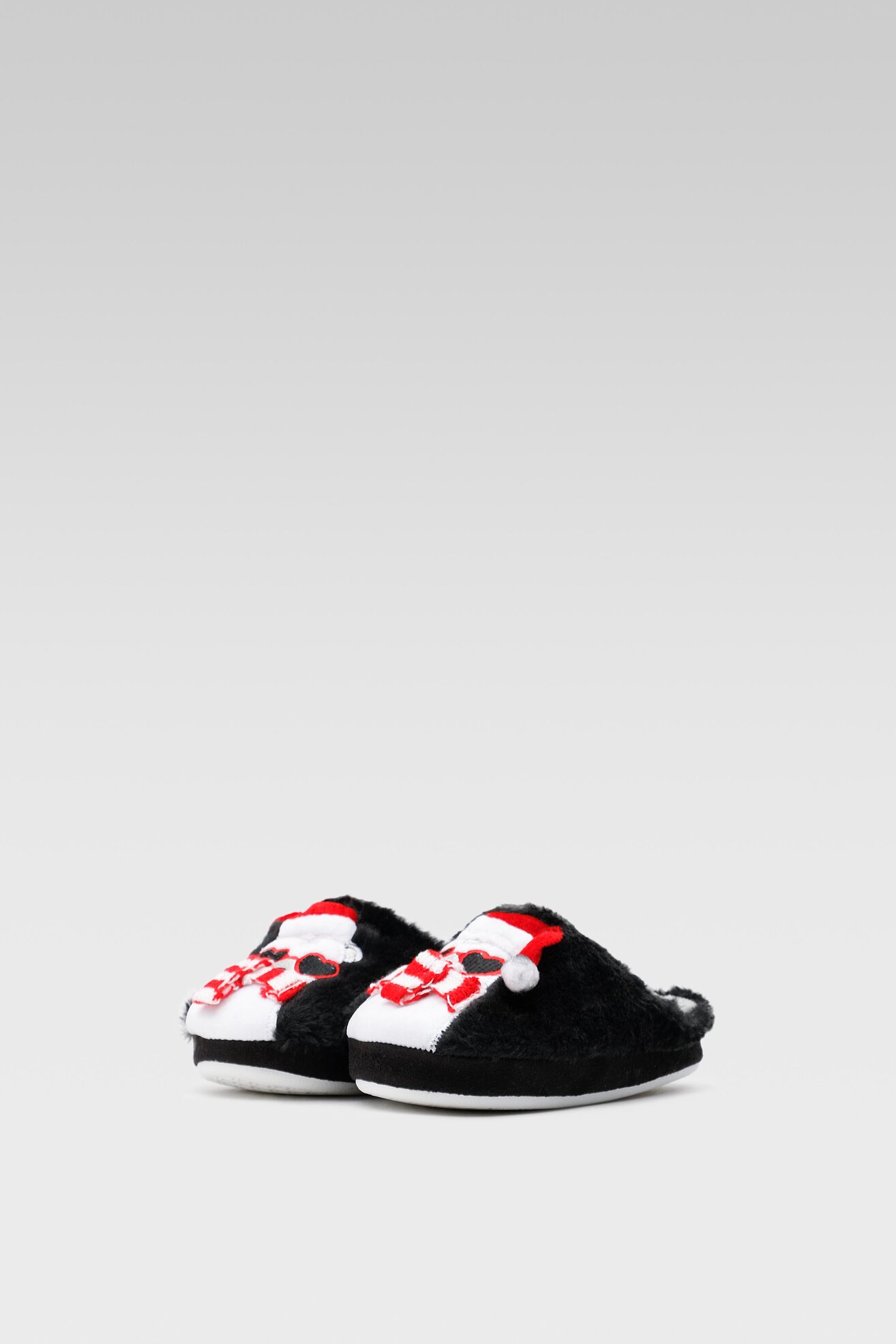 Kapcie Action Boy 22SAG5005 Czarny