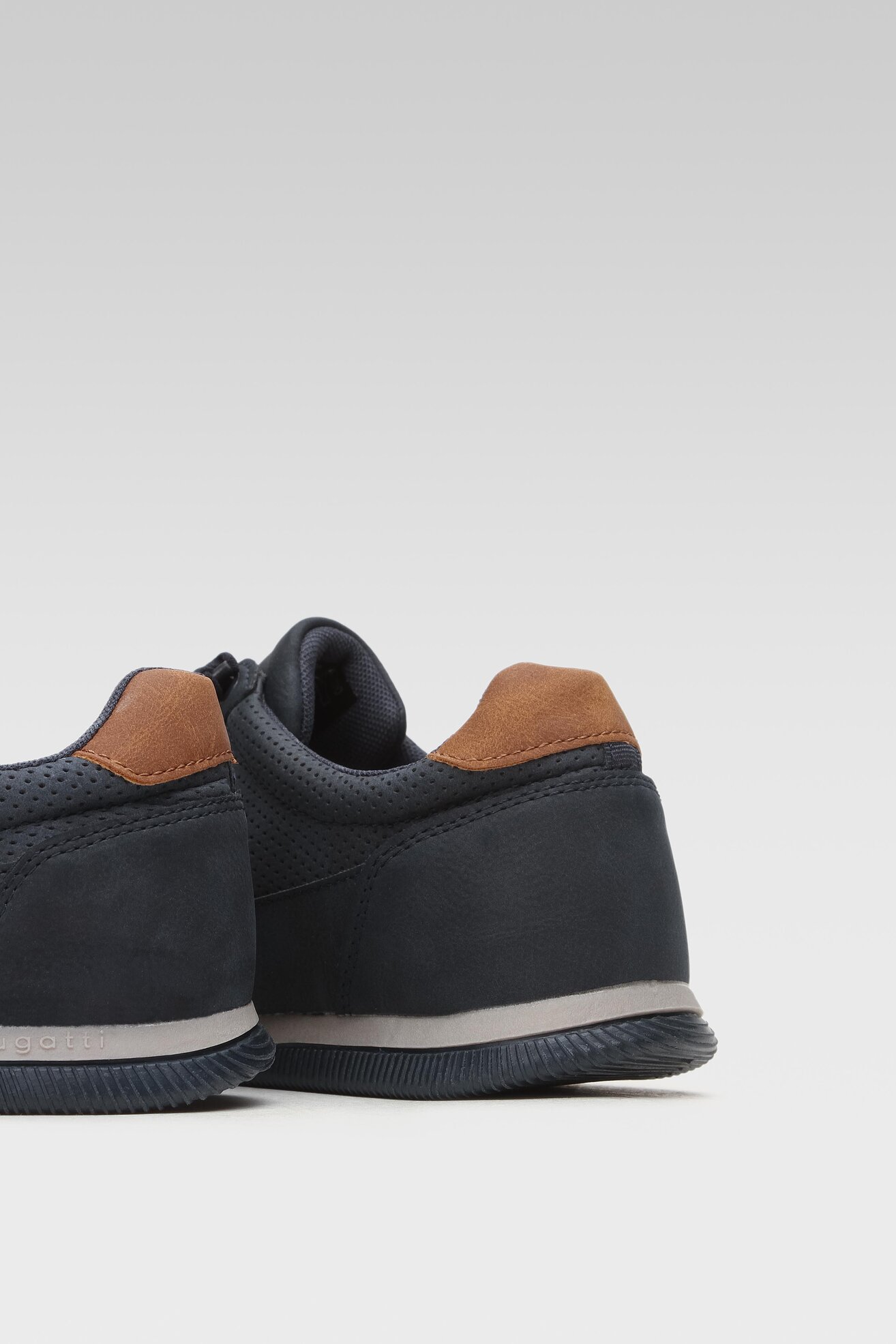 Sneakers Bugatti 325-86706-5000-4100 Granatowy